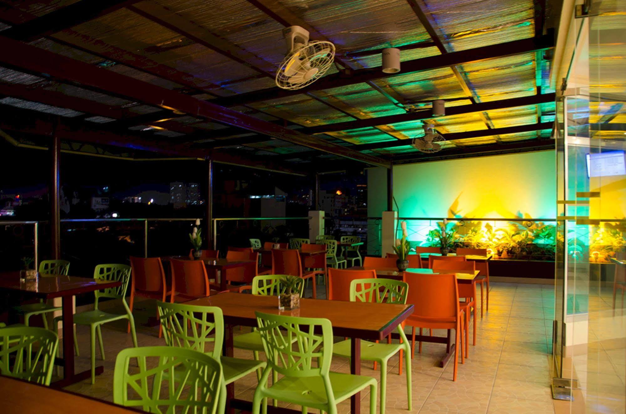 Allson'S Inn Cebu Stadt Exterior foto