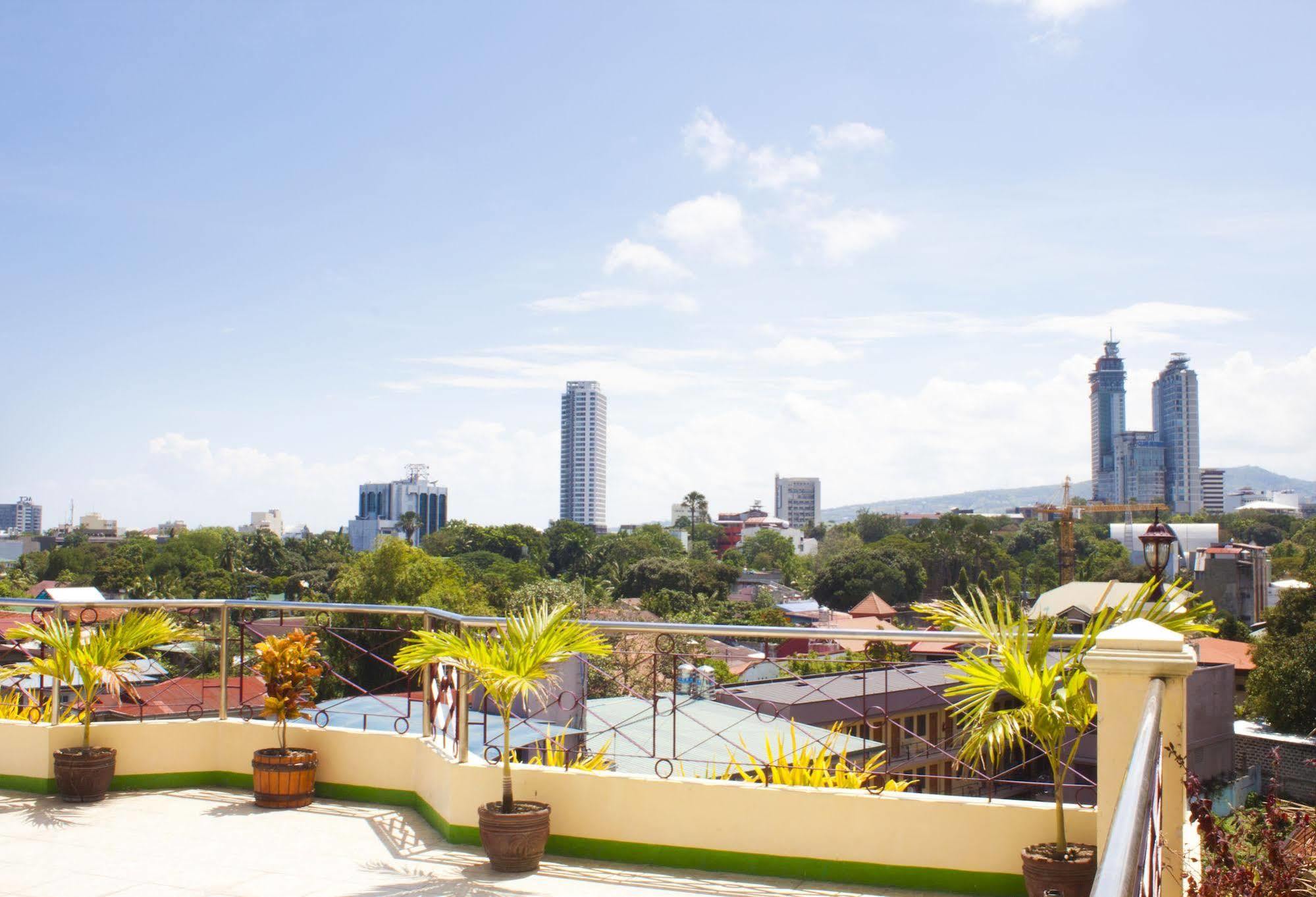 Allson'S Inn Cebu Stadt Exterior foto